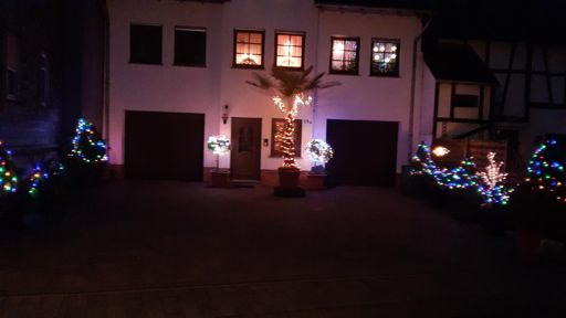 Ravengiersburg. Das ist auch kein Weihnachtshaus, nur hässlich ☹