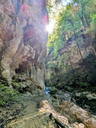 Creux du van, gorges de l’Areuse, retour par le dos d’âne