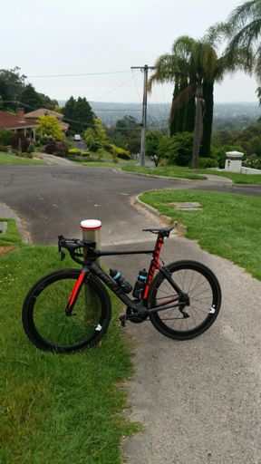 Top of Baringa Rd - really tough climb at about 20% - makes you want to 'baringa' up brekkie 😁