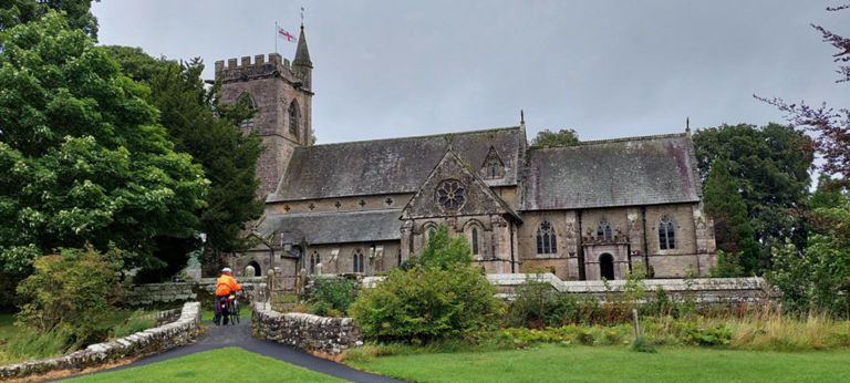 St Lawrence, Crosby Ravensworth which makes provision for passing travellers with toilets, POI pamphlets,  credit card giving.

https://northwestmorlandchurches.org.uk/the-churches/st-lawrence-crosby-ravensworth/