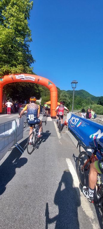 Race image
