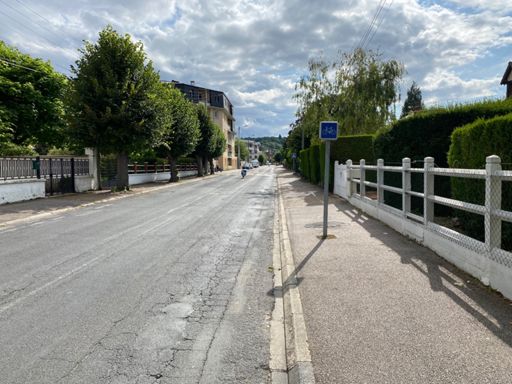 Petit jeu: où se trouve la piste cyclable ?