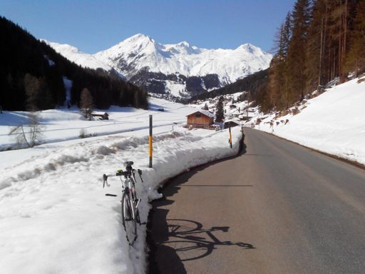 Dischmastrasse Richtung Davos