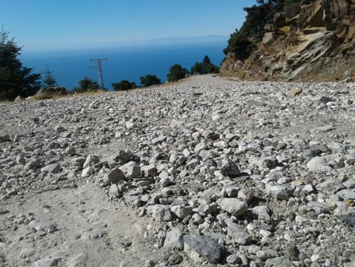 Litt lurvete vei på toppen