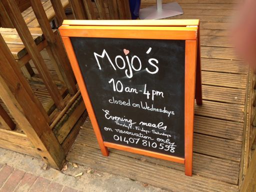 Closed on weds was not what I was hoping to be reading.     I was deliberating over the Nutella or strawberry and cream crepe as I rode here !!