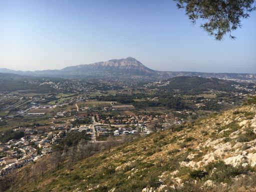 Montgo im Hintergrund