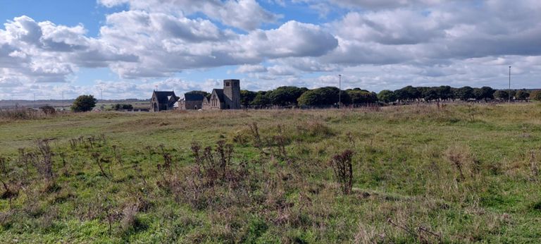 Blyth Links Cemetery. https://www.geograph.org.uk/photo/4845957