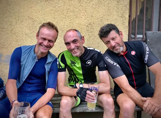 Miras, Tom a Džuzberry