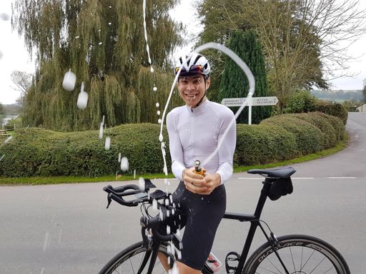 I do love the taste of cheap champagne in the morning 😂