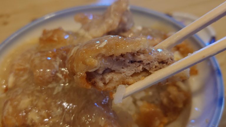 注文してから作るカツがサクサクで美味しい♪