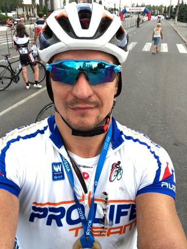 Счастливый ,но побитый