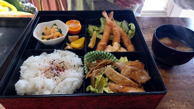 奥様は日替わりランチを注文♪