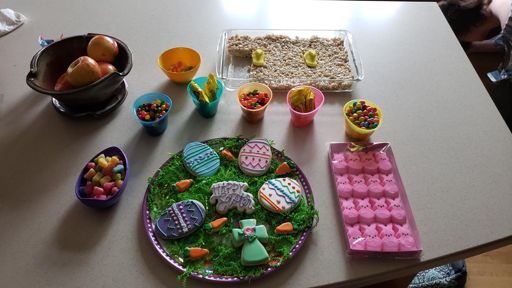 Quite the sugary spread. Makes my teeth hurt just looking at it 😊