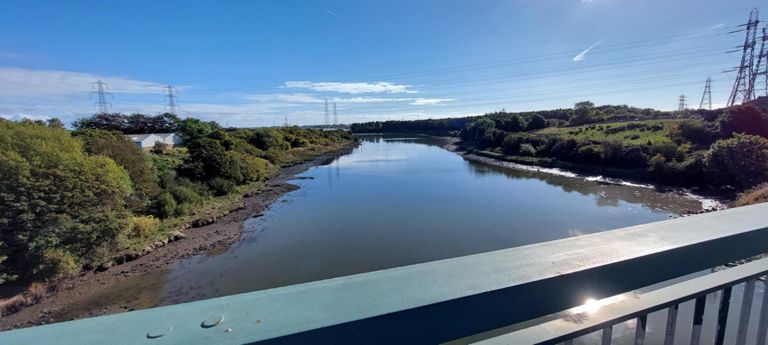 River Blyth looking east. It is 27 miles/44km long; its source, near Blackhill. https://en.wikipedia.org/wiki/River_Blyth,_Northumberland