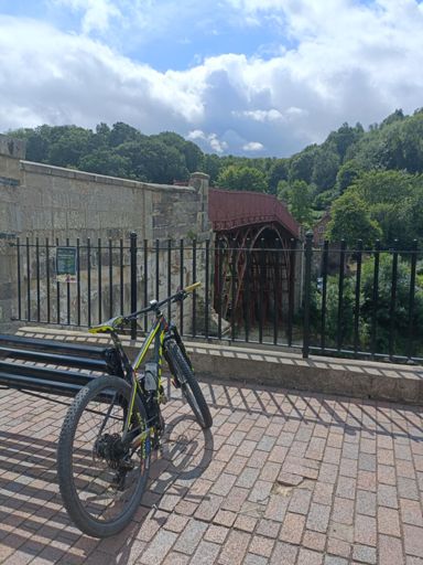 Got the bench to myself! (must've been the smell..)