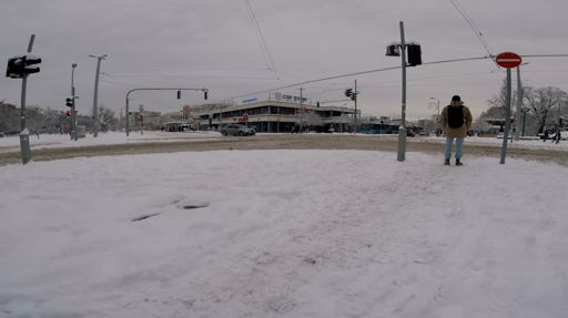 Etele út is tiszta hó. 