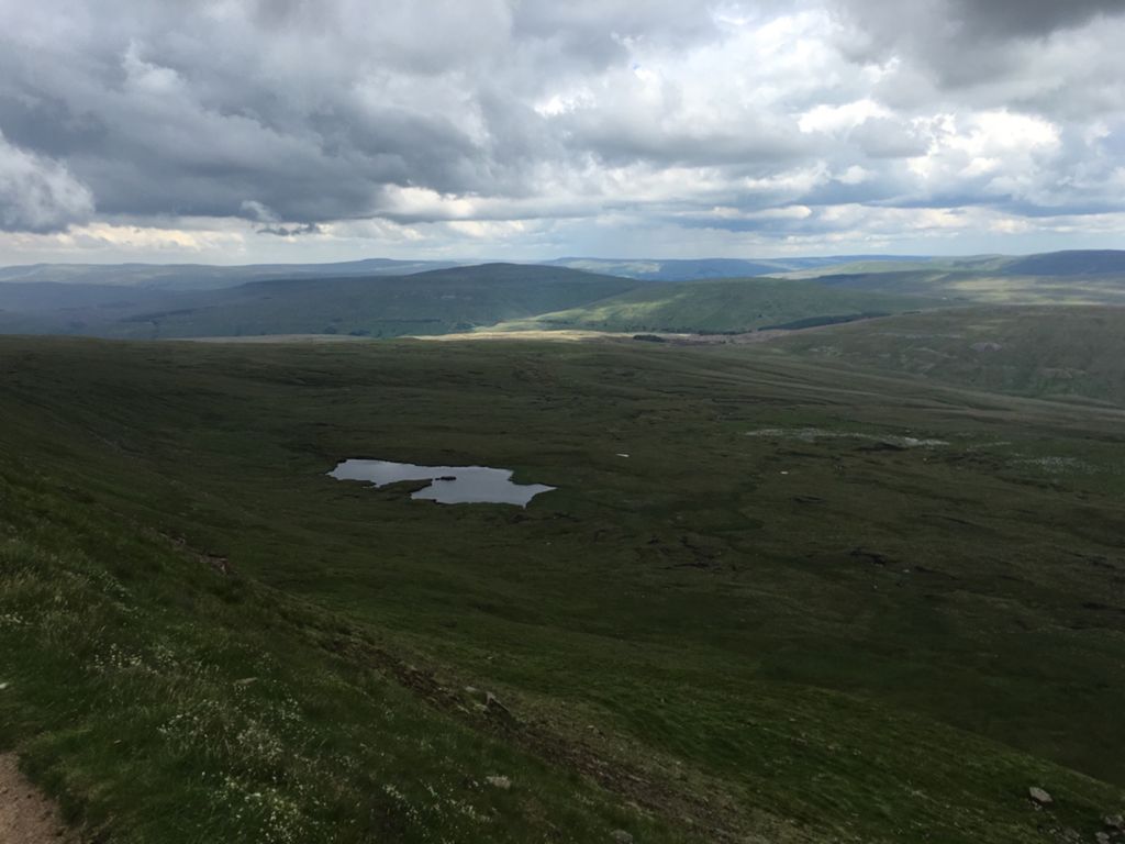Yorkshire Three Peaks 2016-10