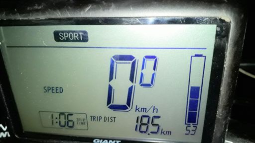 +passage à pied de perette vers bonne source,terrain glissant par temps de pluie