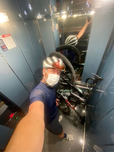 Dieser Unterarm ist ca. 1,80 m lang