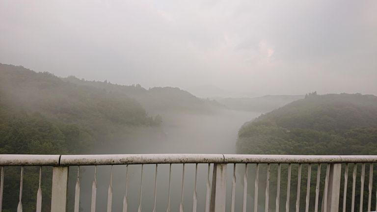 恵那峡、神秘的です。