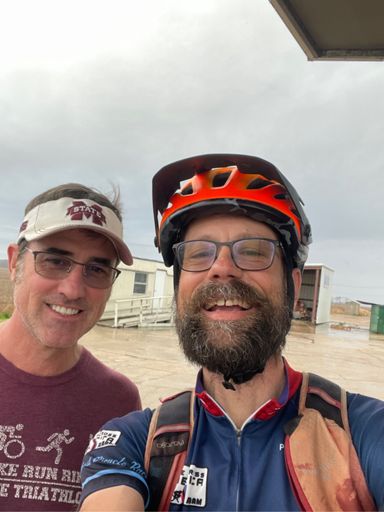 Shout out and thanks to Joe Gambrione who shuttled me across the interstate so I could park my car at his house on the Mississippi side of the river.