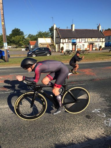Another shot of me flying though Beswick on my return leg, Official event timekeeper Paul Kilvington in the background 👍