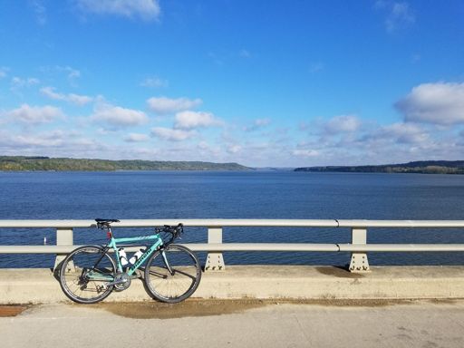 Quick stop on the Causeway bridge at Brookeville Lake (IN).