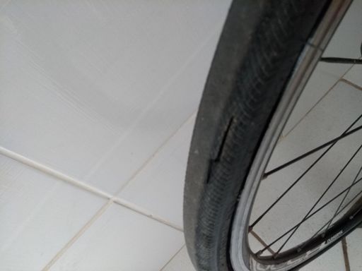 Pneu personalizado pelo Shazam