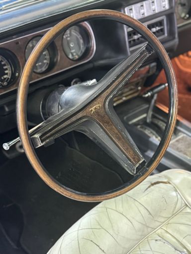 Took pics of the steering wheel, because I learned the place that restores rim-blow steering wheels to new costs $795.