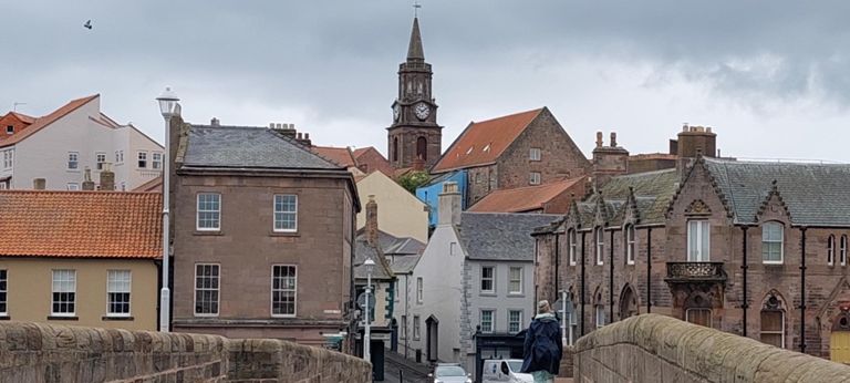 Berwick upon Tweed and its town hall - from Berwick Old Bridge, our route south. Historic England e-book: https://historicengland.org.uk/images-books/publications/berwick-upon-tweed/berwick-upon-tweed/