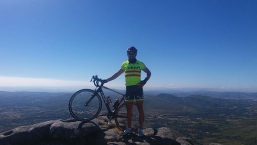 A quase 1600 metros de altitude