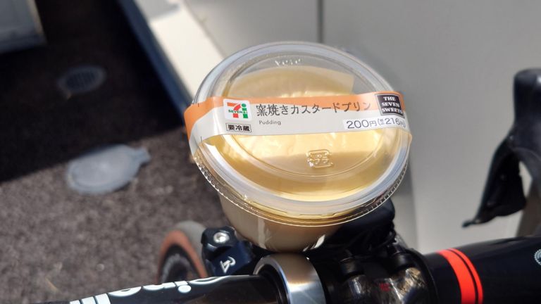 実は4～5本目のときに軽くハンガーノックを食らってたので、ちごもりセブンでちょっと補給😋