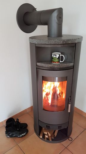 auf heissen Kaffee am warmen Ofen🎅