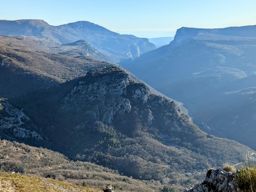 Montagne du Cheiron avec ma soeur