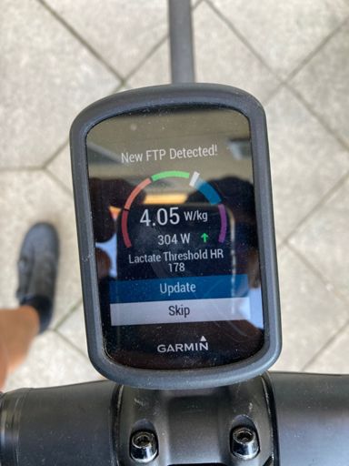 Mit Powermeter spuckt das Garmin plötzlich lauter lustige Zahlen aus 😀