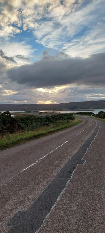 The surface of the causeway road was better than it appeared on Google Maps' Streetview.