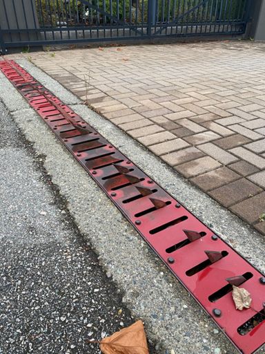 Peace Arch Duty-Free Parking Lot Entrance