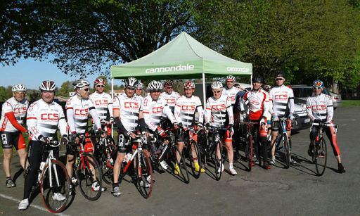 Ravito  de vouvant en équipe et sous un beau soleil