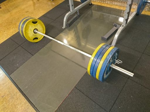 Marklyft för bålen.