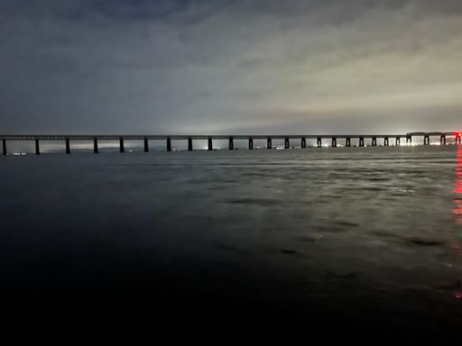 Sunday, December 28 1879, the first Tay Bridge collapsed in a severe winter storm, with 75 deaths. 