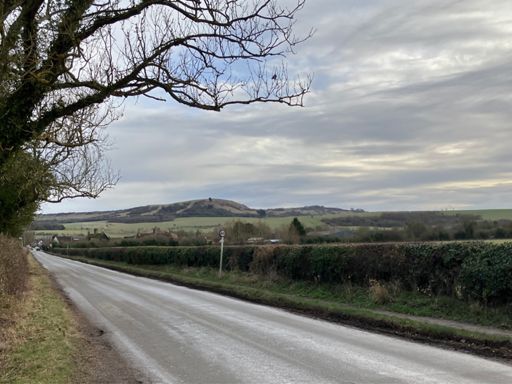 Ivinghoe Beacon up ahead