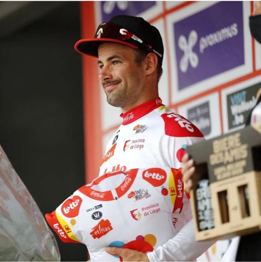 Arnaud zegt dat ik lelijk ben, Nel zegt dat ik mooi ben, wat denk jij?