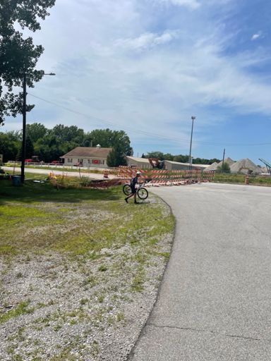 Kevin getting scared 🤣🤣🤣
To ride the gravel