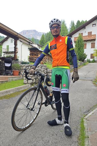 Ready to start! :) Háttérben a Piz Boé, 3100m körüli csúcsa.