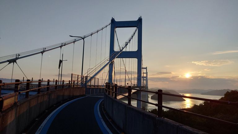 いかん、あちこちでゆっくりしすぎて陽が沈む💦