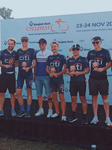 Ivan Basso & Team Citi-Thaioil #runtothepodium