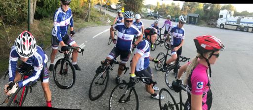 Sakte gikk det opp for gjengen at det fortsatt var tre runder igjen...