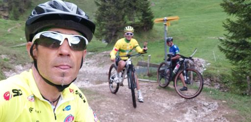 Que grande adrenalina em cima da bicha..👊😤💃💃🙈🍀🍀🏔🏔🏔🥵🏔🏔🇵🇹🇨🇭🇧🇷tive pra cair umas 4..5vezes 🤪🙈💃mas com alguma técnica e a ajuda de Deus consegui sempre me safar..😳💃🍀🏔🇵🇹🇨🇭🇧🇷🏔🏔🏔🏔🏔🏔🍀🏔🏔🏔🐺🦁🏔🏔☝️😉