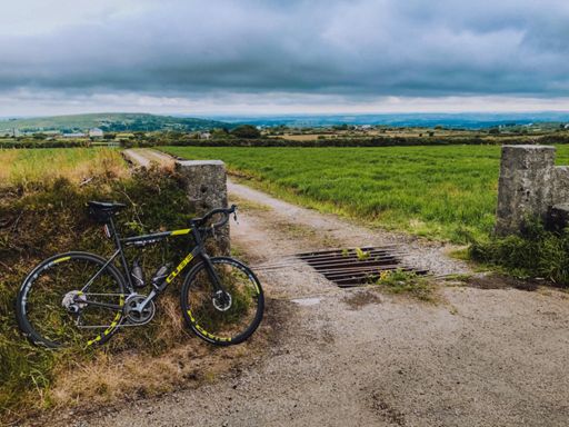 Same picture, different day, different bike