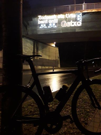 Zorionak eta urte berri on !!🥳🥳